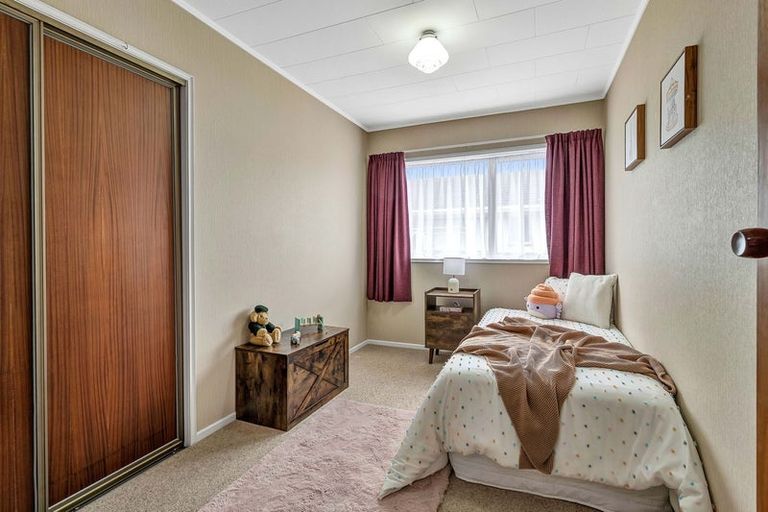 Photo of property in 30b Tukapa Street, Westown, New Plymouth, 4310