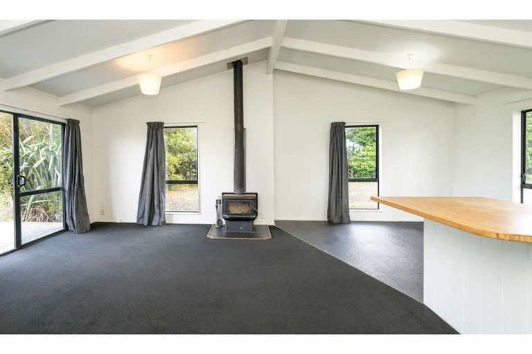 Photo of property in 75 Hikurua Road, Kaeo, 0478