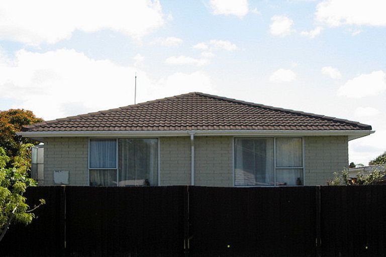 Photo of property in 1/45 Chipping Lane, Redwood, Christchurch, 8051