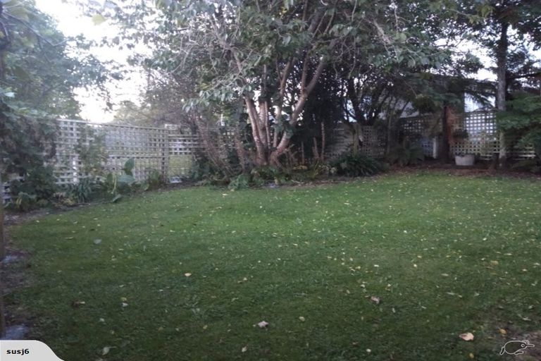 Photo of property in 339 Oxford Street, Levin, 5510