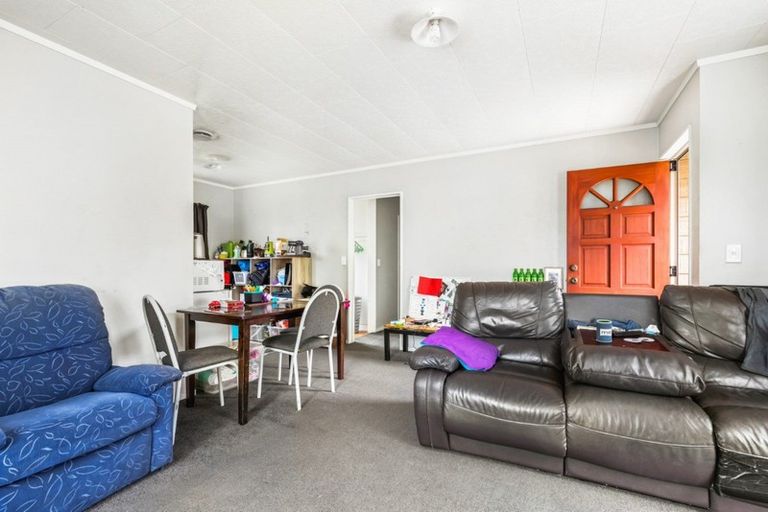 Photo of property in 4 Caulfield Place, Nawton, Hamilton, 3200