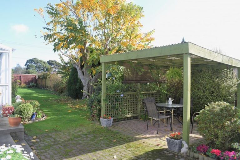 Photo of property in 27 Bell Street, Otaki, 5512