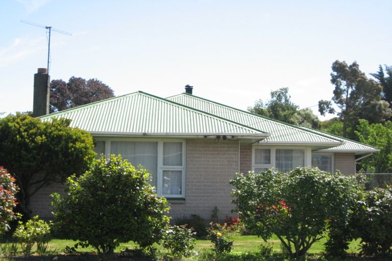 Photo of property in 11 Niagara Street, Wainoni, Christchurch, 8061
