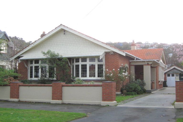 Photo of property in 16 Hobson Street, Saint Clair, Dunedin, 9012