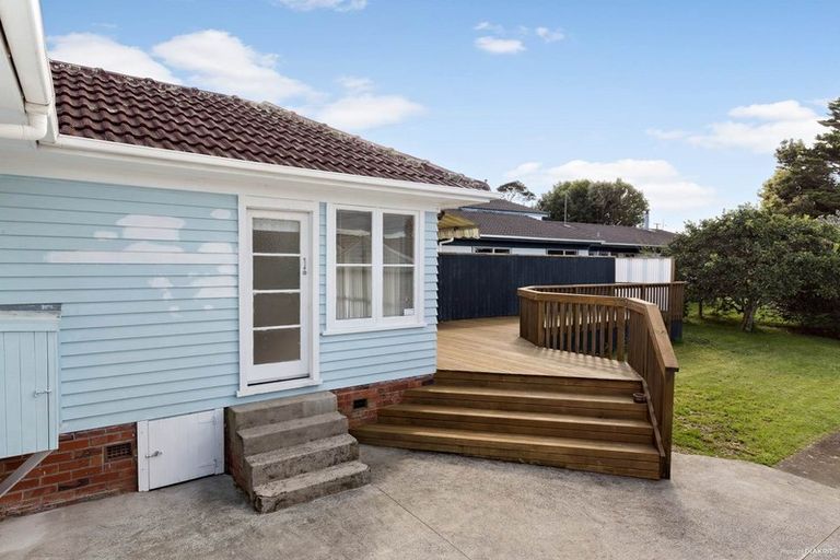 Photo of property in 14 Akehurst Avenue, New Lynn, Auckland, 0600