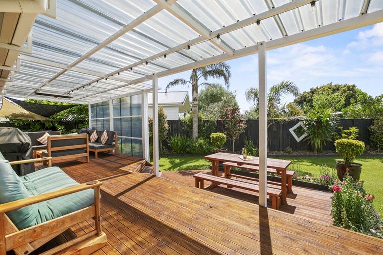 Photo of property in 53 Govett Avenue, Frankleigh Park, New Plymouth, 4310