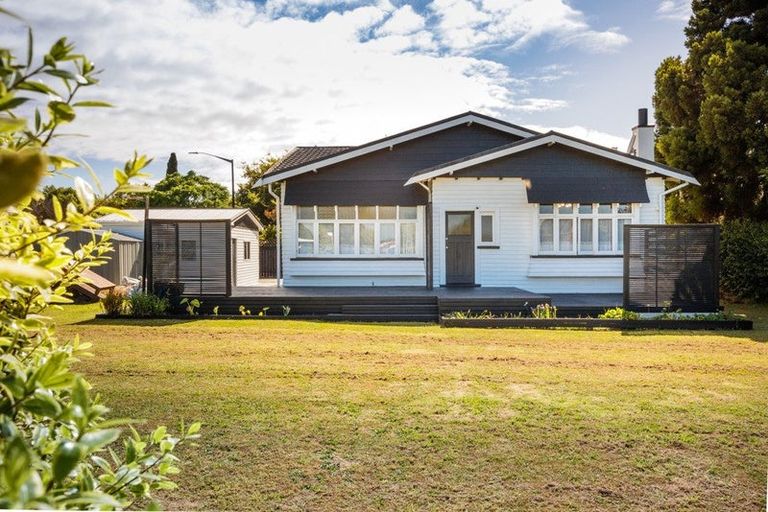 Photo of property in 201 Fitzherbert Avenue, West End, Palmerston North, 4410