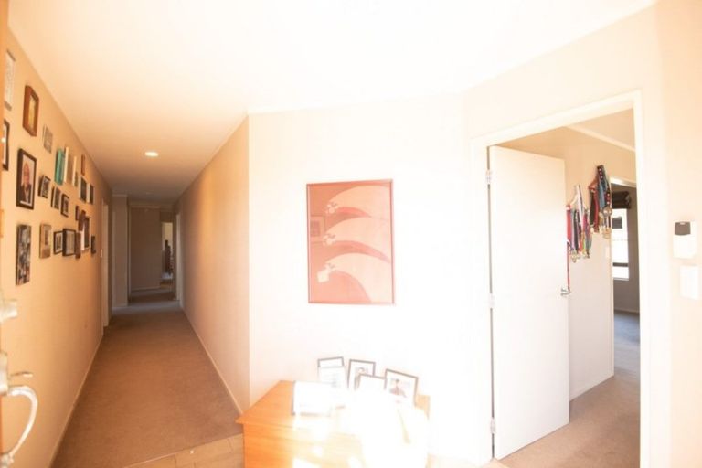 Photo of property in 7 Branigan Parade, Kelvin Grove, Palmerston North, 4414