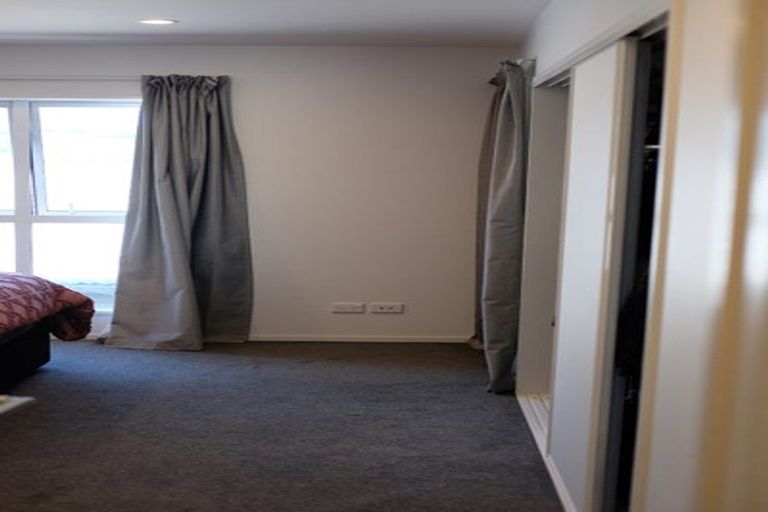 Photo of property in 40 Cunningham Terrace, Lyttelton, 8082