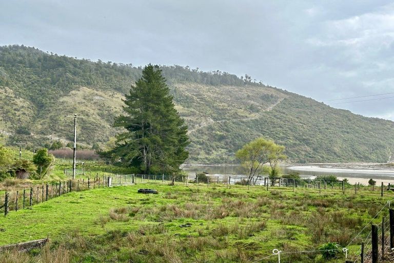 Photo of property in 6 Horncastle Crescent, Little Wanganui, Karamea, 7893