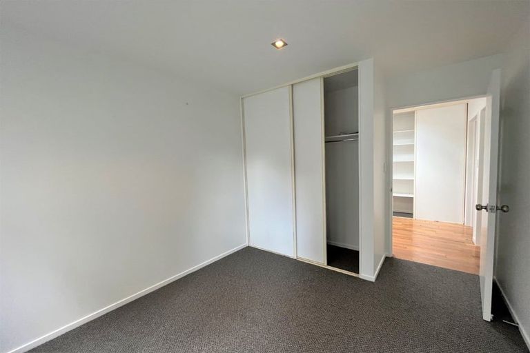 Photo of property in 1a Sycamore Drive, Sunnynook, Auckland, 0620