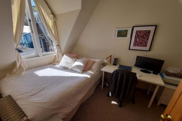 Photo of property in 3 Austin Street, Mount Victoria, Wellington, 6011