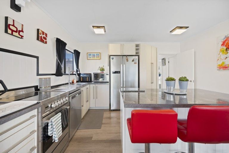 Photo of property in 76b Gloucester Street, Greenmeadows, Napier, 4112