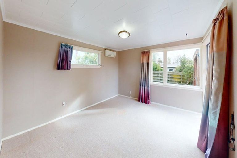 Photo of property in 9 York Place, Awapuni, Palmerston North, 4412