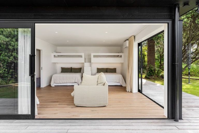 Photo of property in 306b Beverley Terrace, Whangamata, 3620