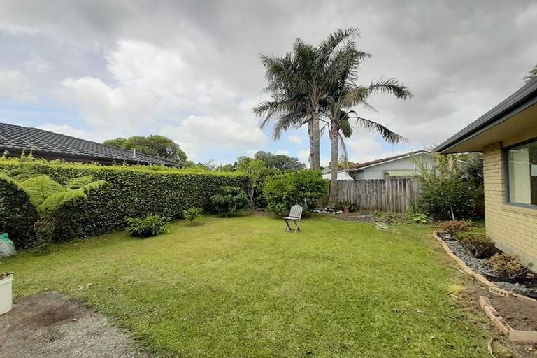 Photo of property in 3/72 Swanson Road, Henderson, Auckland, 0610