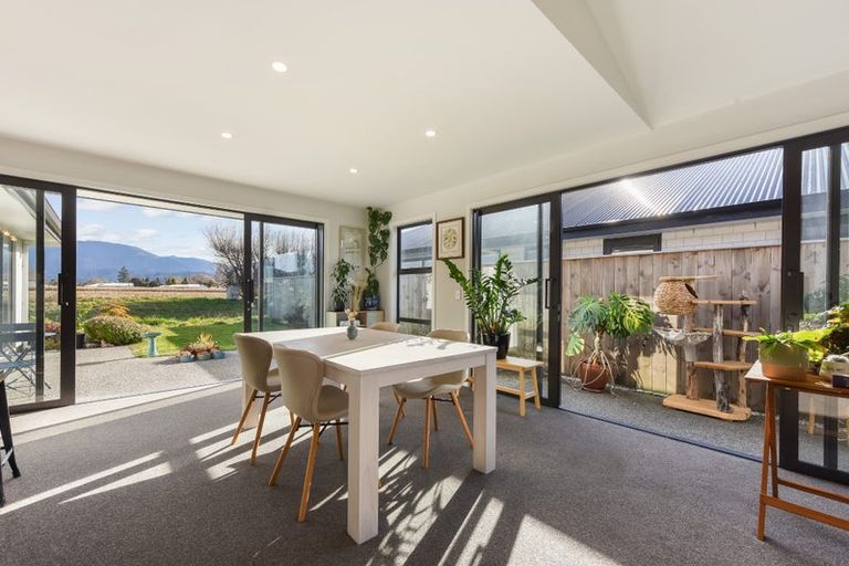 Photo of property in 16 Kuini Place, Motueka, 7120