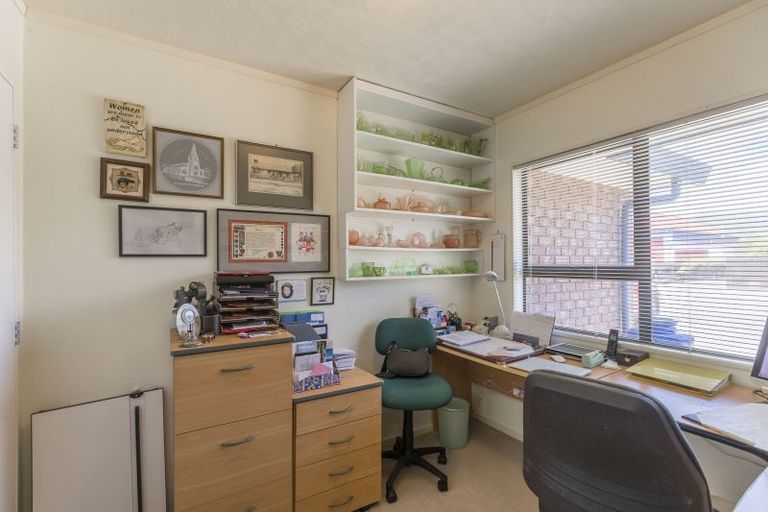 Photo of property in 349b Te Moana Road, Waikanae, 5036