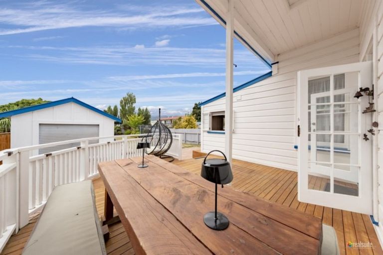 Photo of property in 104 Gibbons Street, Ebdentown, Upper Hutt, 5018