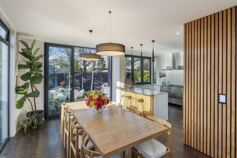 Photo of property in 24b Queens Avenue, Merivale, Christchurch, 8014
