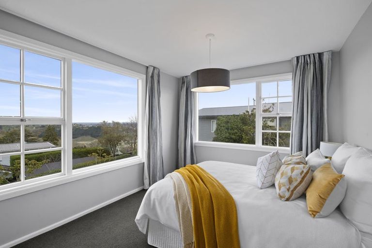 Photo of property in 119a Dyers Pass Road, Cashmere, Christchurch, 8022