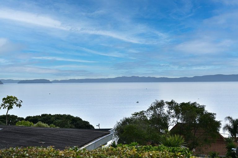 Photo of property in 2/1376 Whangaparaoa Road, Army Bay, Whangaparaoa, 0930