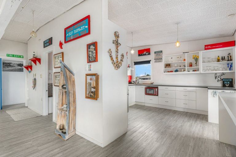 Photo of property in 2a Andresen Street, Foxton Beach, Foxton, 4815