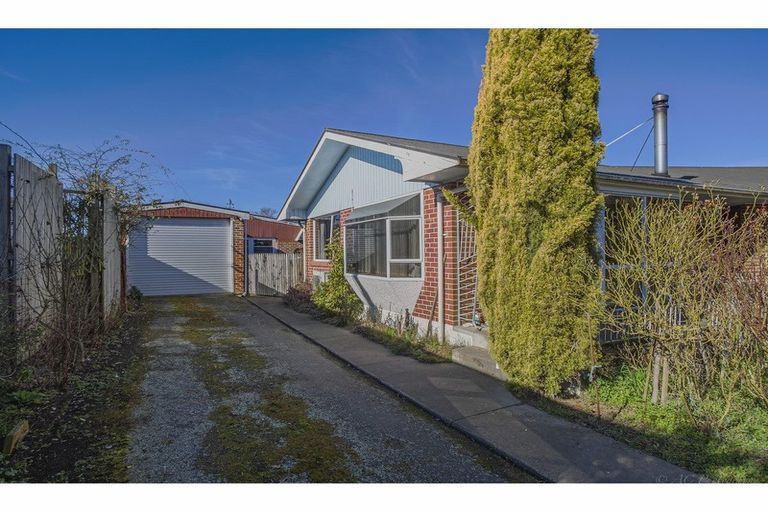 Photo of property in 22 Maddren Street, Winchester, 7985