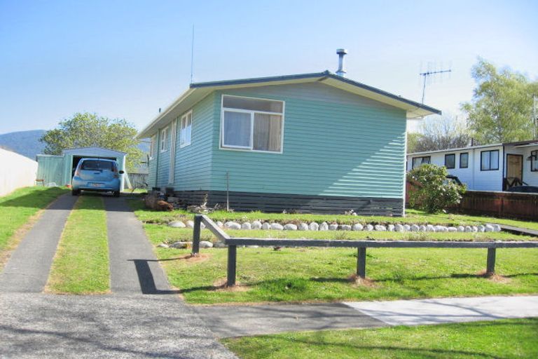 Photo of property in 25 Rangipoia Place, Turangi, 3334