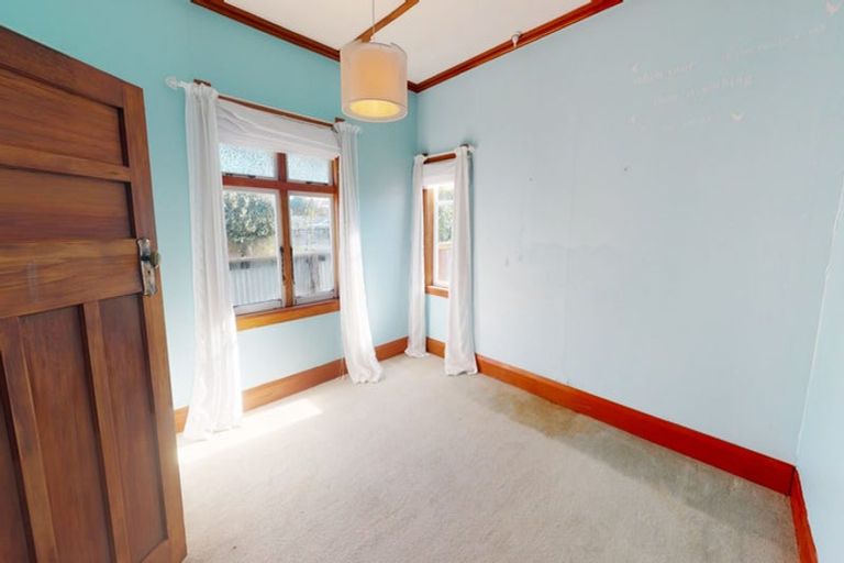 Photo of property in 14 Hunia Street, Marton, 4710