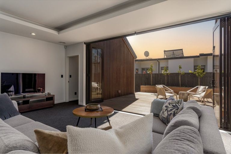 Photo of property in 5 Kawharu Street, Marshland, Christchurch, 8083