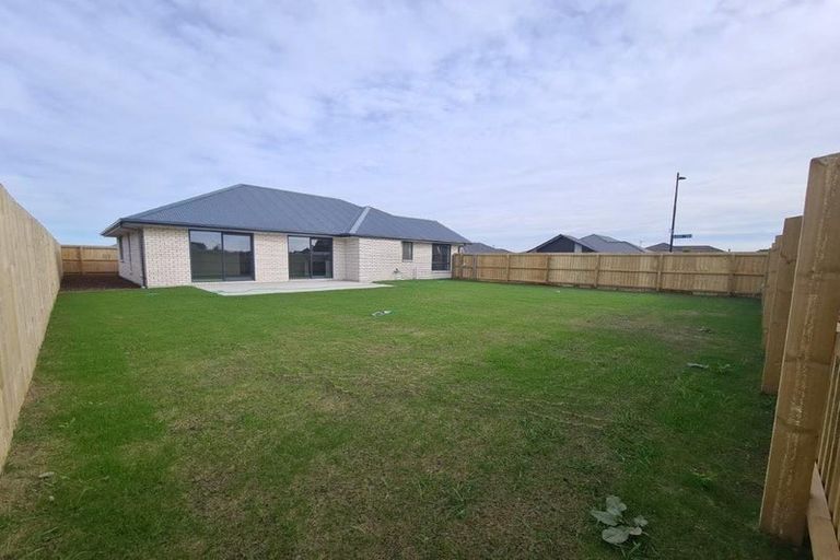 Photo of property in 17 Lunn Crescent, Leeston, 7632
