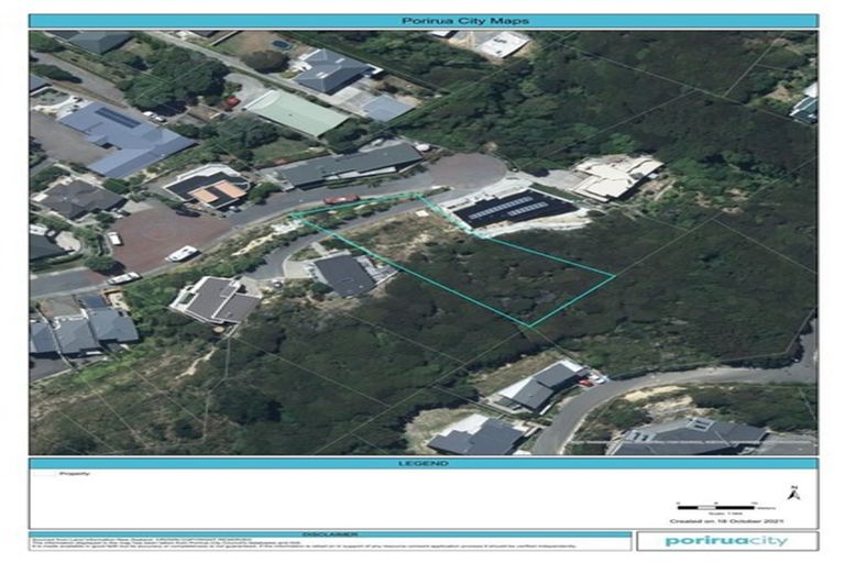 Photo of property in 32 Paremata Drive, Paremata, Porirua, 5024