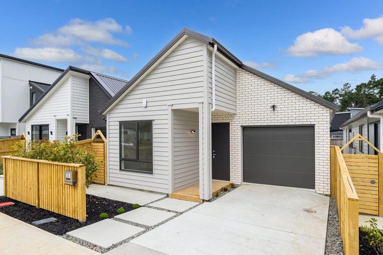 Photo of property in 8 Zadar Street, Kumeu, 0810