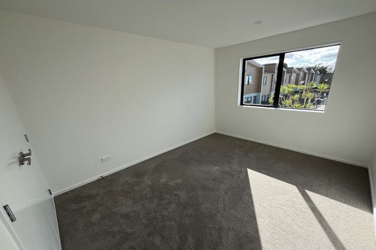 Photo of property in 5/25 Manse Road, Pahurehure, Papakura, 2113