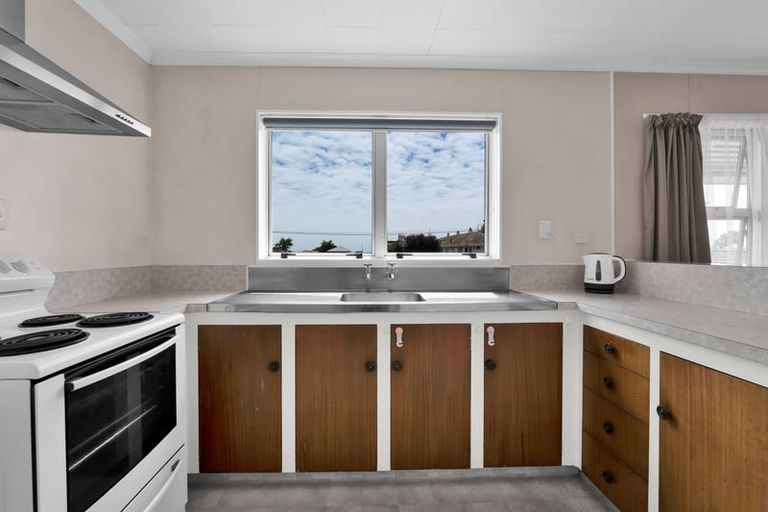 Photo of property in 43b Fulford Street, New Plymouth, 4310