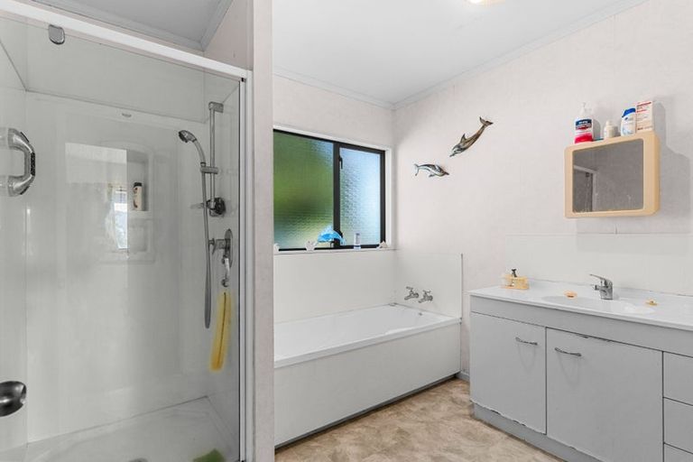 Photo of property in 627 Helmsdale Road, Waipu, 0582