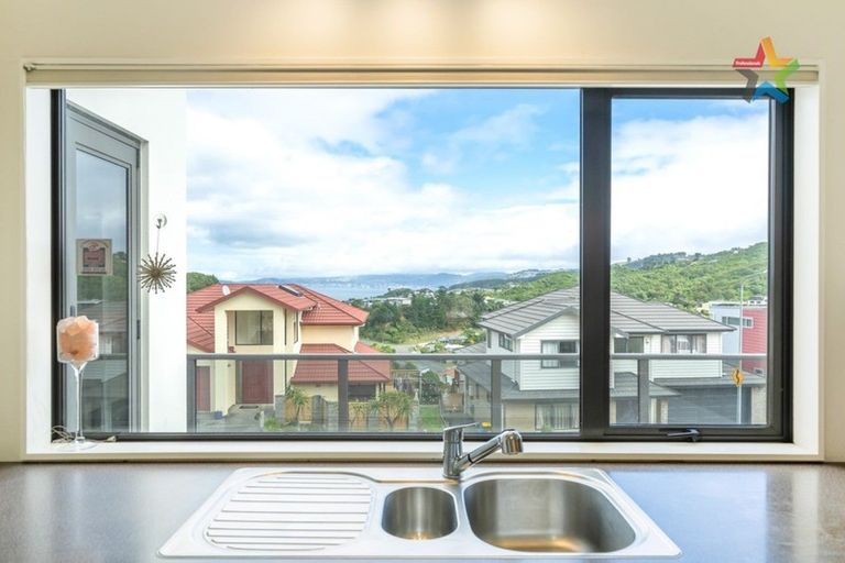 Photo of property in 93 Cedar Street, Maungaraki, Lower Hutt, 5010