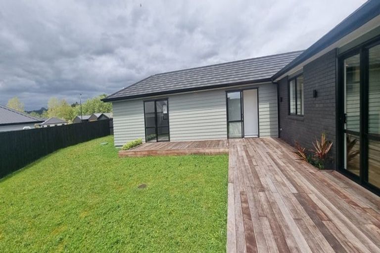 Photo of property in 110 Monument Road, Clevedon, 2582