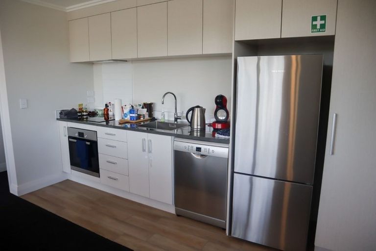 Photo of property in 19 Holmes Hanover Lane, Halswell, Christchurch, 8025