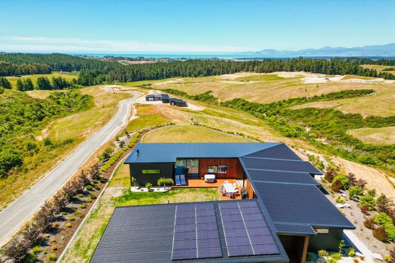 Photo of property in 17 Mahana Ridge, Mahana, Upper Moutere, 7173