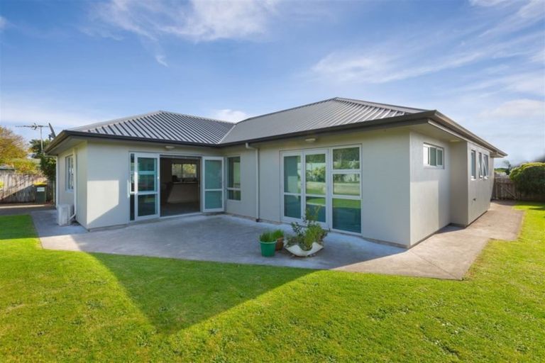 Photo of property in 30 Penrod Drive, Bell Block, New Plymouth, 4312