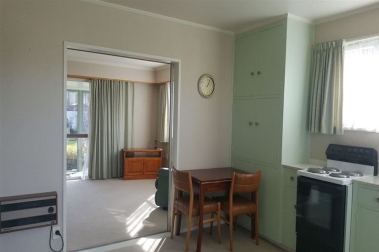 Photo of property in 6 Harris Street, Waimate, 7924