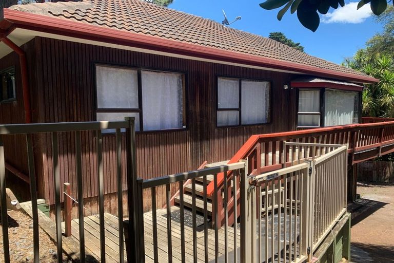 Photo of property in 4/20 Reid Road, New Lynn, Auckland, 0600