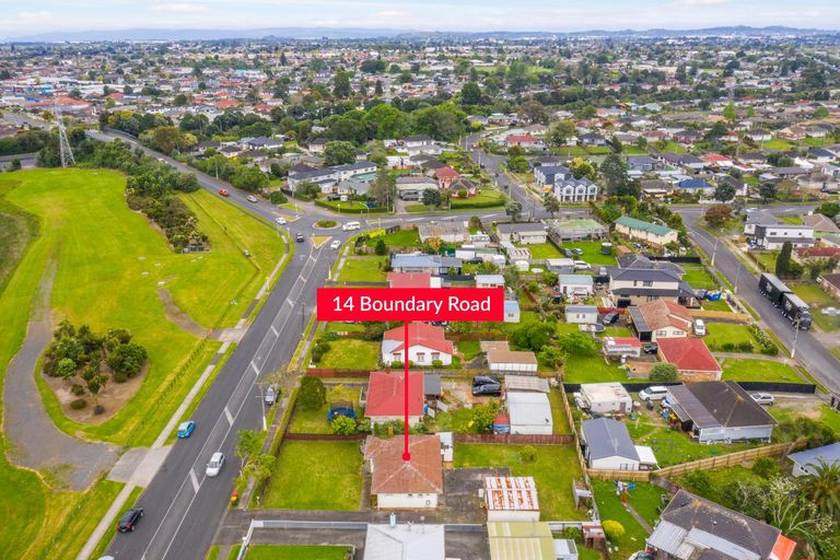 Photo of property in 14 Boundary Road, Clover Park, Auckland, 2019