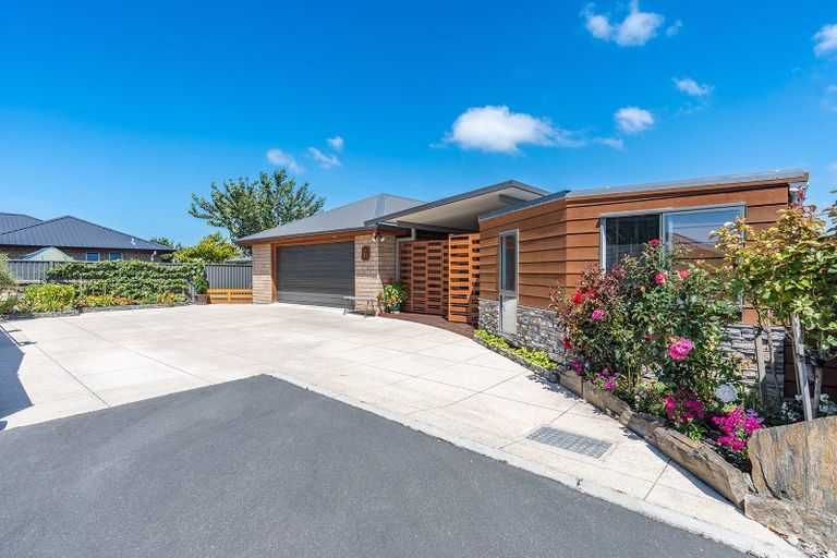 Photo of property in 9 Copperfield Close, Mosgiel, 9024