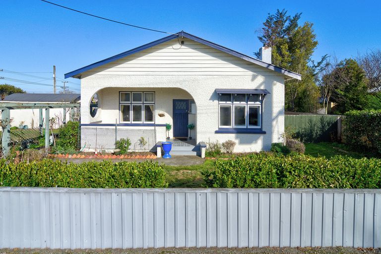 Photo of property in 1 Vivian Street, Solway, Masterton, 5810