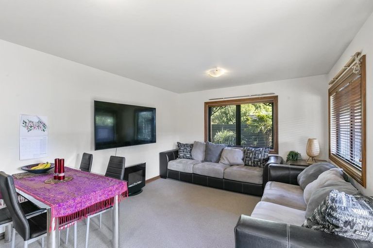 Photo of property in 23a Gibbs Crescent, Wainuiomata, Lower Hutt, 5014