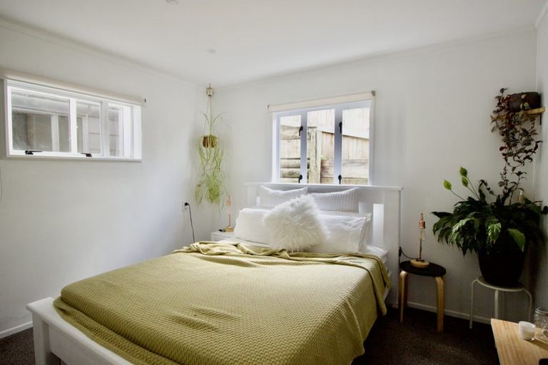 Photo of property in 6 Wiriana Place, Stanmore Bay, Whangaparaoa, 0932