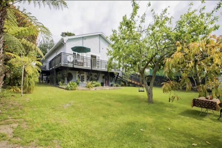 Photo of property in 106 Archers Road, Glenfield, Auckland, 0629